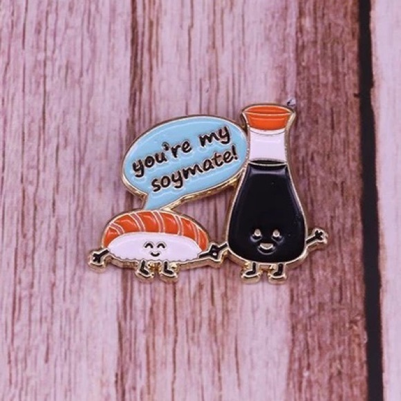 Funny Kawaii Sushi & Soy Sauce “You're My Soymate” Metal Enamel Pin Brooch - Picture 6 of 7